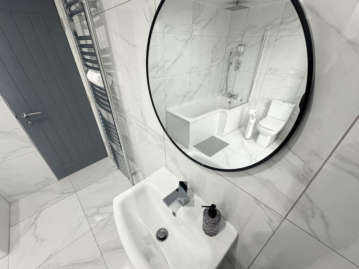Contractors Dream, 4 Bedroom 2 Bathroom Liverpool Exteriér fotografie