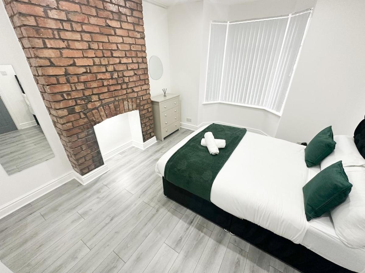 Contractors Dream, 4 Bedroom 2 Bathroom Liverpool Exteriér fotografie