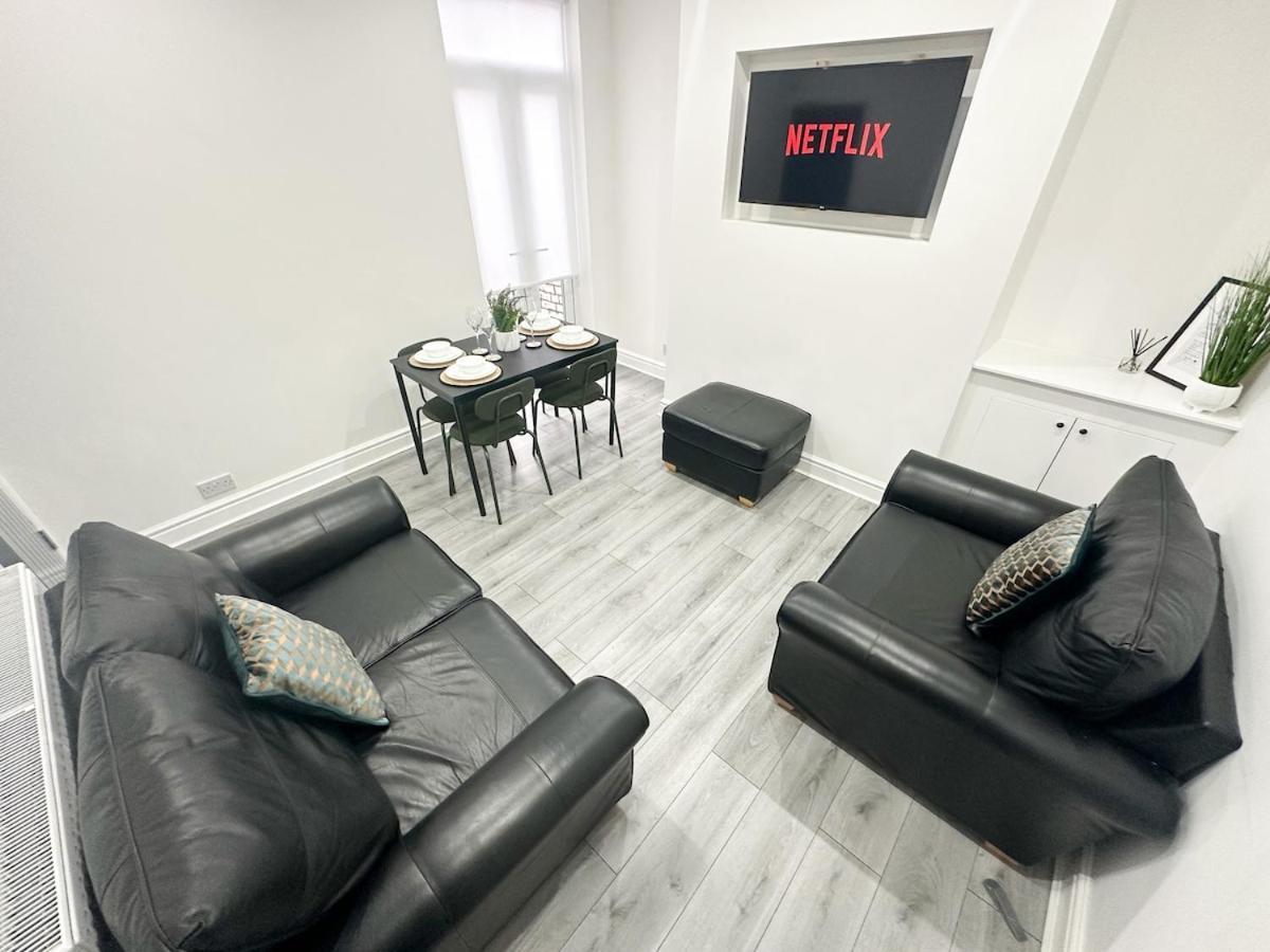 Contractors Dream, 4 Bedroom 2 Bathroom Liverpool Exteriér fotografie